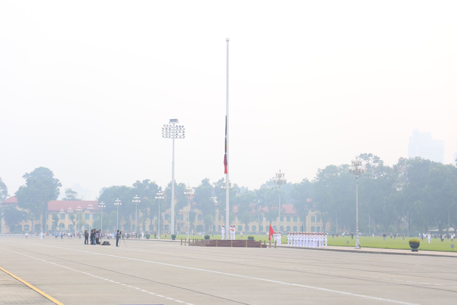 Hà Nội bắt đầu Quốc tang cố Tổng Bí thư Đỗ Mười
