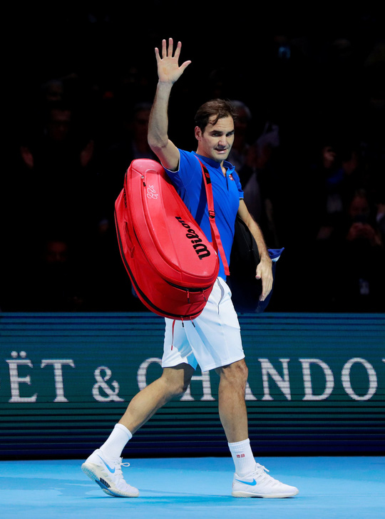 Federer bại trận, Djokovic rộng cửa vô địch ATP Finals 2018