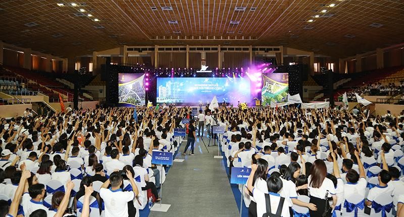 Gần 3.000 sales tham dự đào tạo dự án 'khủng' Sunshine City Sài Gòn