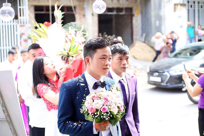 Chú rể  26 tuổi ở Cao Bằng hạnh phúc trong đám cưới với cô dâu 61 tuổi