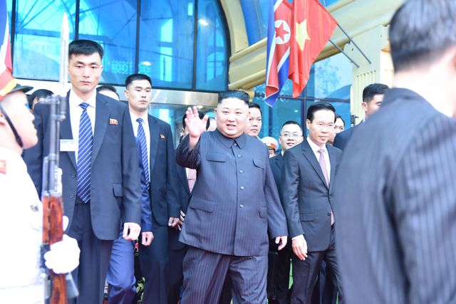 Hình ảnh đầu tiên của Chủ tịch Triều Tiên Kim Jong-un tại Việt Nam