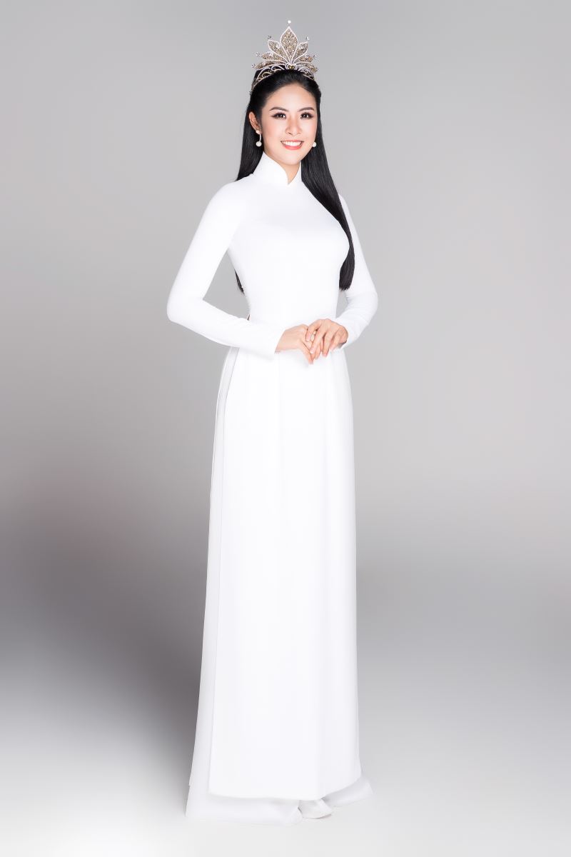 Nhan sắc không tuổi của dàn Hoa hậu Việt Nam trong bộ ảnh Thanh xuân