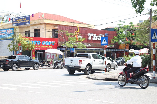 Hải Dương: Ngang nhiên xây dựng ki-ốt cho thuê thu lợi