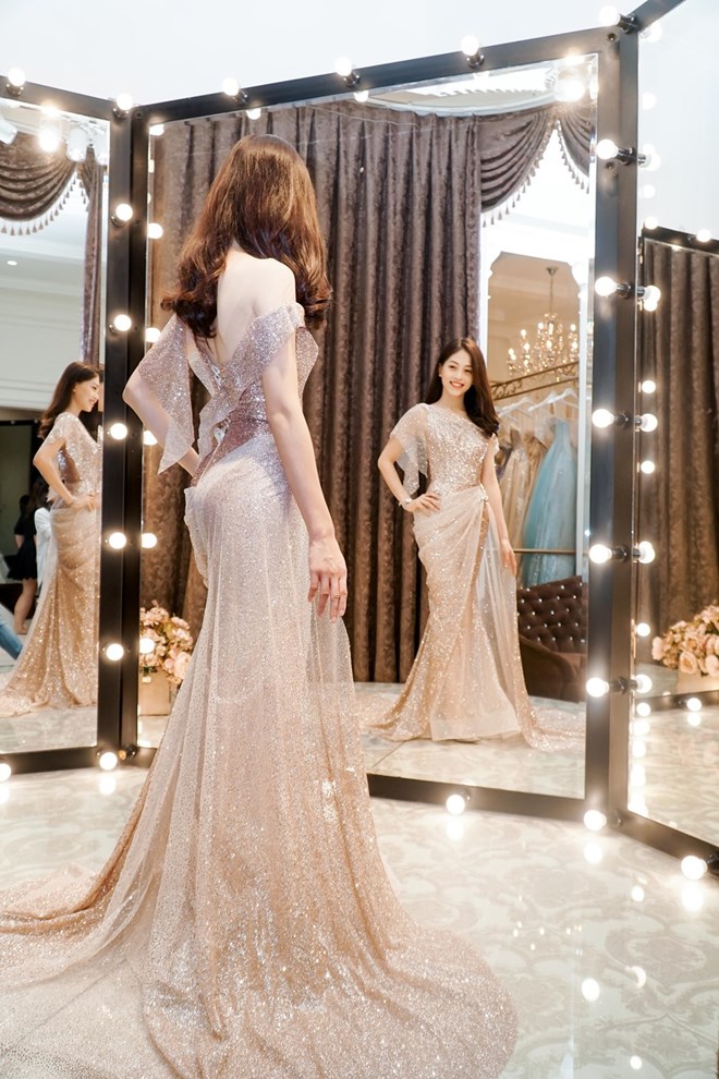 Á hậu Phương Nga quyến rũ, tự tin trước ngày Miss Grand International
