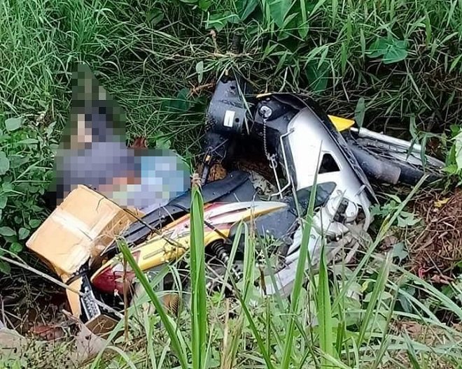 Yên Bái: Phát hiện thi thể người đàn ông chết bên vệ đường cùng xe máy