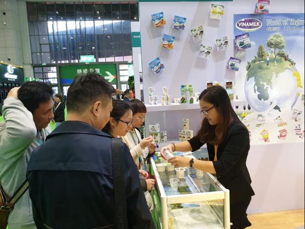 Sản phẩm sữa các loại của Vinamilk ra mắt người tiêu dùng Trung Quốc