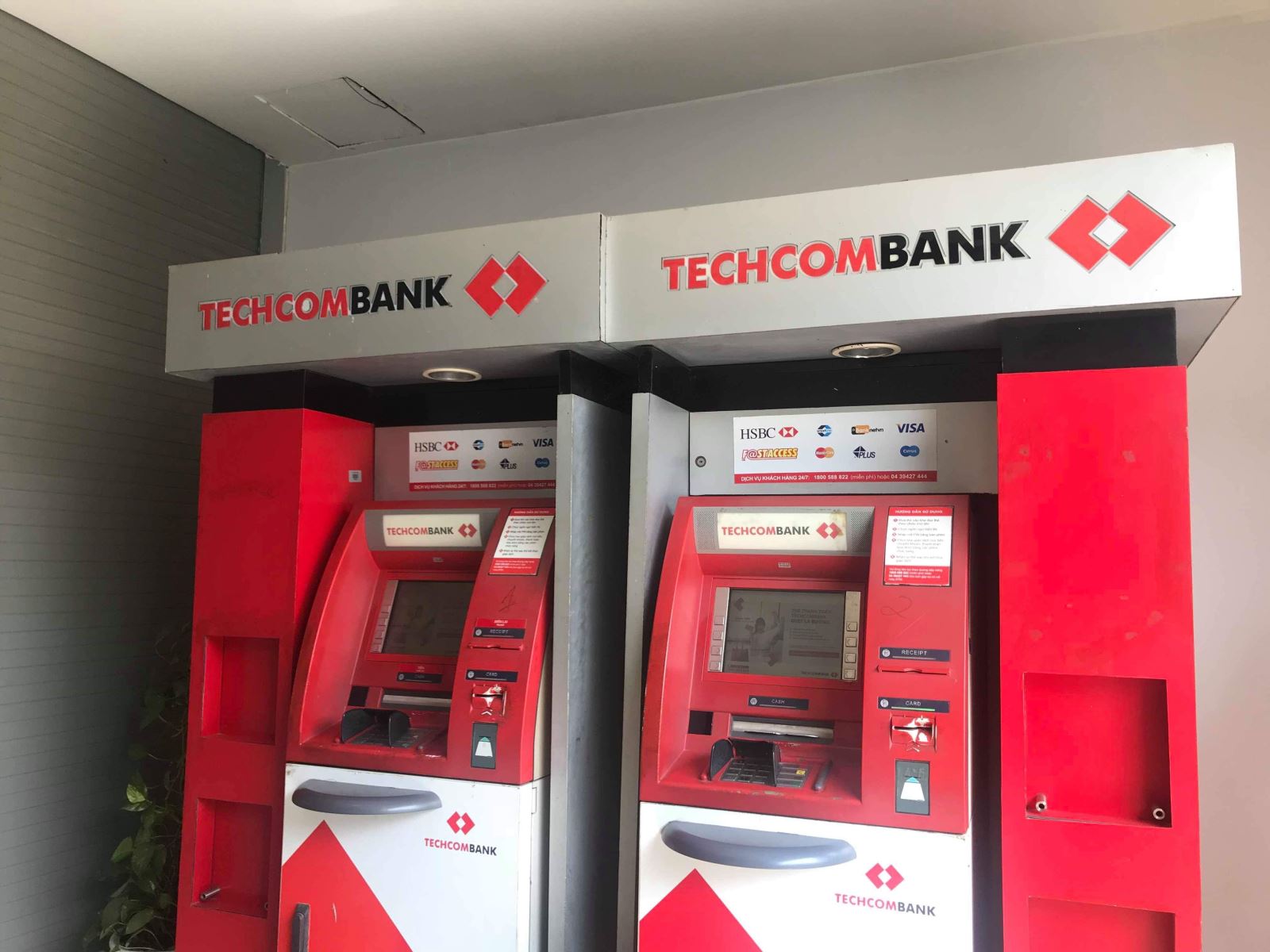 Bất cập tình hình an ninh lỏng lẻo tại các cây ATM