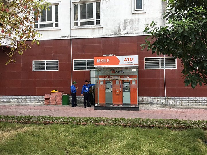 10 quả mìn gài trong cây ATM, hàng trăm cư dân sơ tán