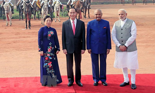 Ấn Độ bắn 21 phát đại bác đón Chủ tịch nước Việt Nam Trần Đại Quang