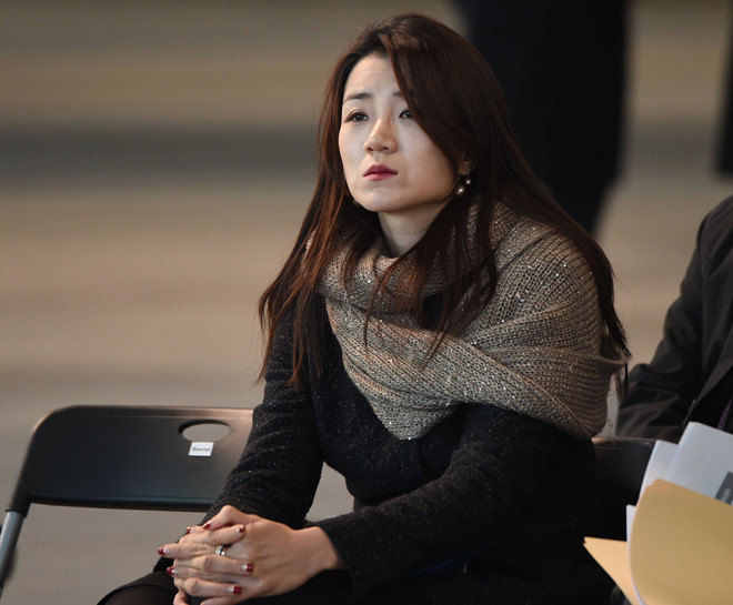Hất nước vào người khác, con gái chủ tịch Korean AirLines bị sa thải