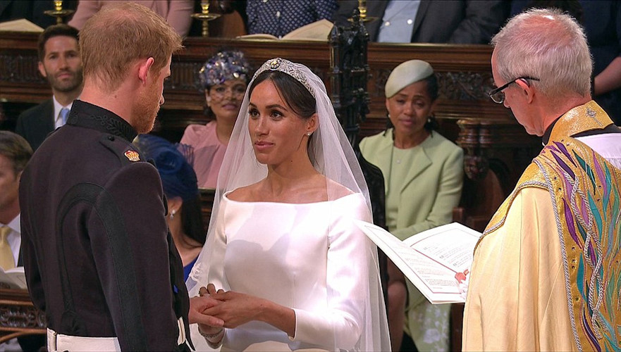 'Đám cưới cổ tích' của Hoàng tử Harry và hôn thê Markle qua ảnh