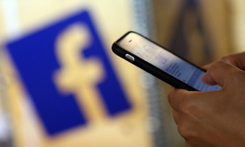 Khai thác trái phép dữ liệu người dùng, Facebook bị phạt 10 triệu Euro
