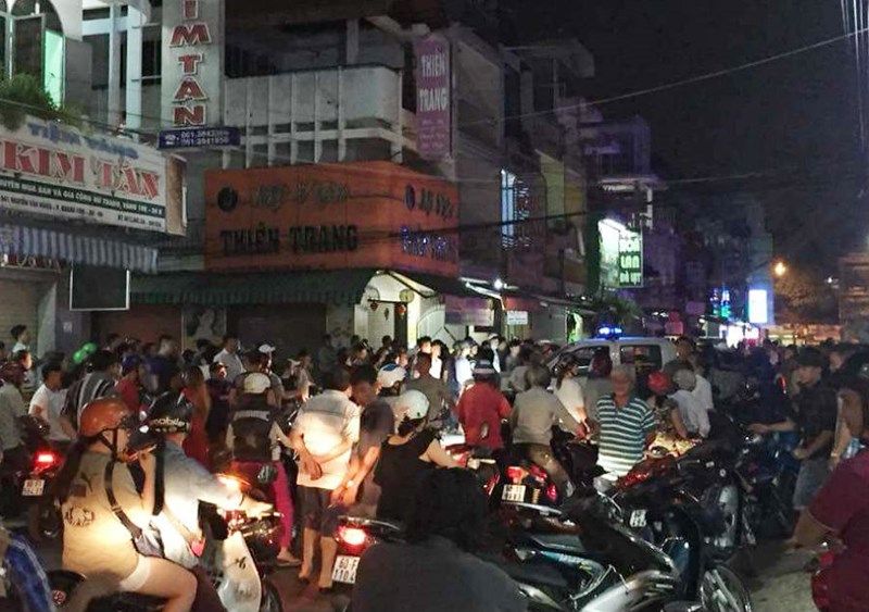 Biên Hòa: Bắt nhóm giang hồ chém nhau tại khu vui chơi đêm 30 Tết