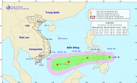 Áp thấp nhiệt đới đi vào Biển Đông mạnh lên thành bão, giật cấp 10