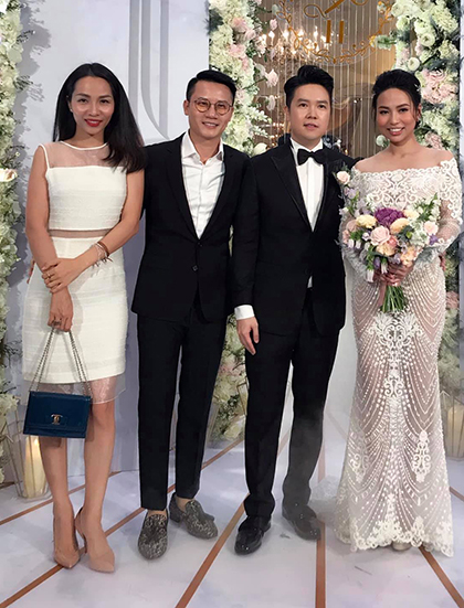 Bạn bè, đồng nghiệp trong giới giải trí dự đám cưới Lê Hiếu và vợ 9X