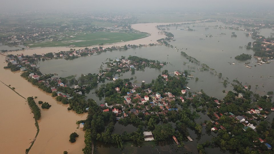 Hà Nội: Bác thông tin người dân vùng lũ bị đói khát