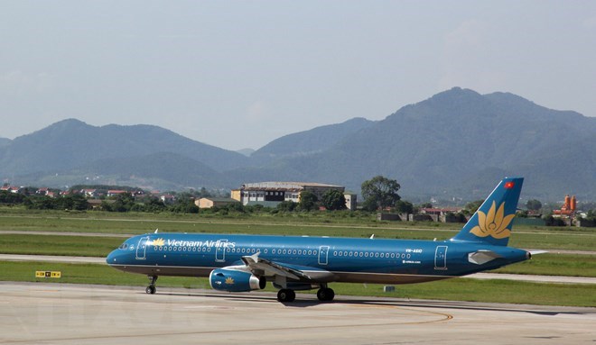 Vì sao máy bay Vietnam Airlines hạ cánh lệch vị trí ở sân bay Nội Bài?