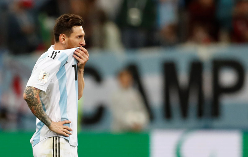 Lời từ biệt đầy tiếc nuối và nước mắt của Messi?