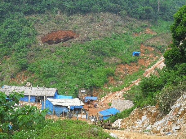 Hé lộ nguyên nhân vụ sập hầm mỏ thiếc ở Nghệ An khiến 3 người tử vong