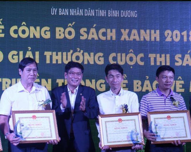 FrieslandCampina Việt Nam 4 năm liên tiếp nhận giải Doanh nghiệp xanh