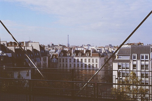 Tại sao người Paris ghét tháp Eiffel?