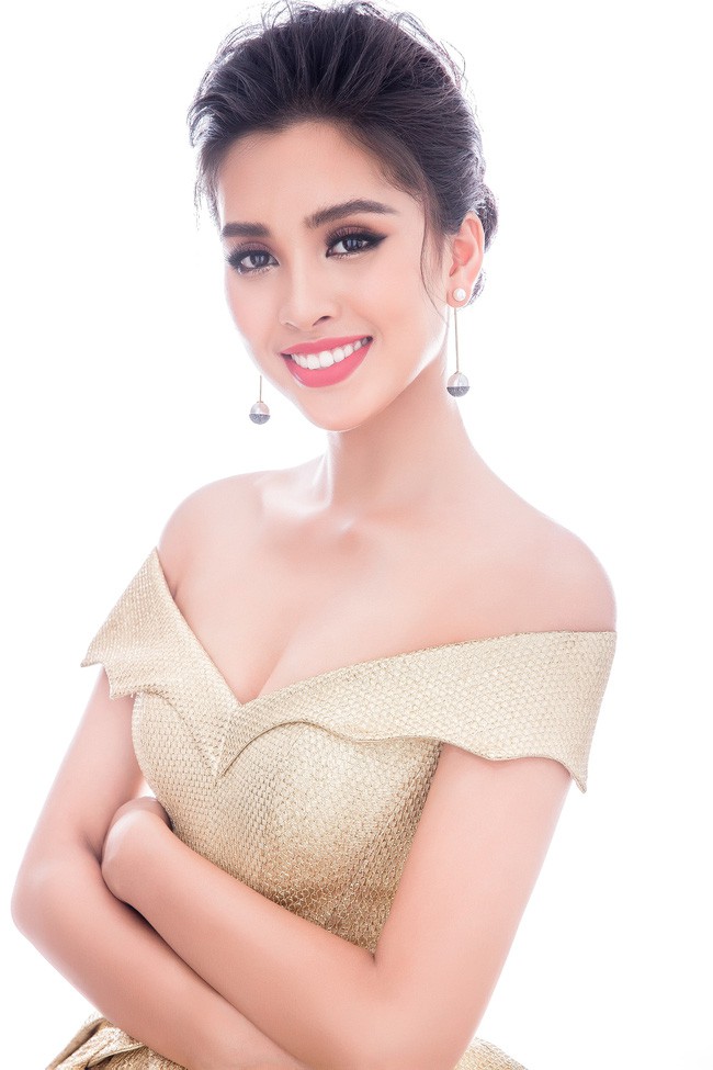 Tiểu Vy mang đến Miss World 2018 loạt váy dạ hội sang chảnh