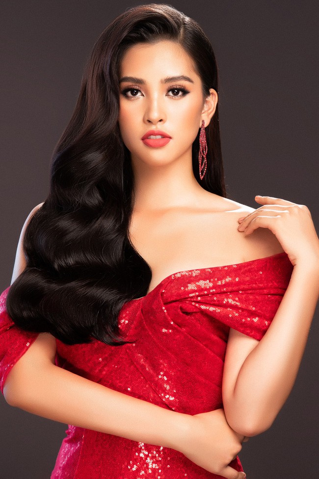 Tiểu Vy mang đến Miss World 2018 loạt váy dạ hội sang chảnh