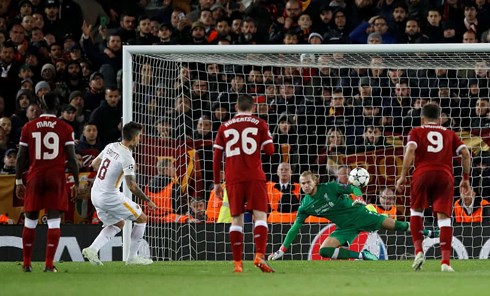 Đại thắng trước AS Roma, Liverpool đón nhận tin dữ