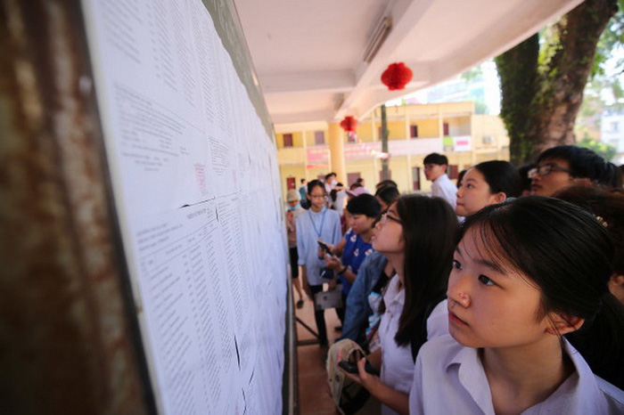 Hà Nội: Thí sinh thi môn đầu vào lớp 10, lo lắng câu hỏi 'mở'