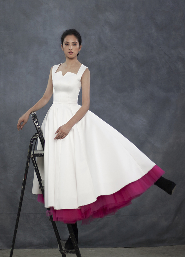HH Tiểu Vy đa phong cách với váy áo của Công Trí