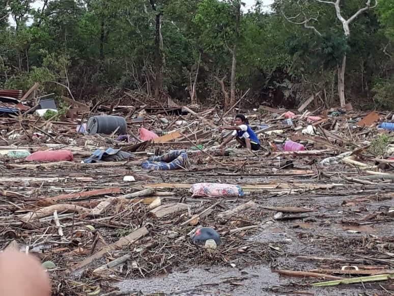 Vẫn còn hơn 1000 người mất tích vụ vỡ đập ở Lào