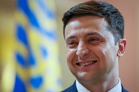 Diễn viên hài dẫn đầu bầu cử Ukraine