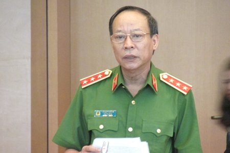Thượng tướng Lê Quý Vương giải trình vụ ông Nguyễn Hữu Linh sàm sỡ bé gái?