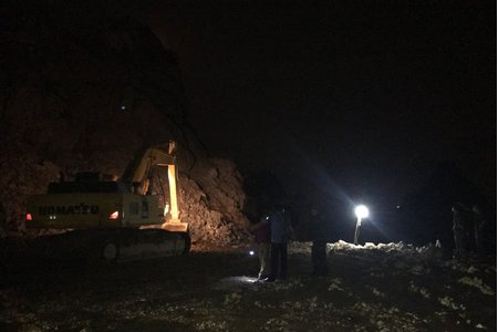 Quảng Ninh: Chưa tìm thấy công nhân mất tích trong vụ sập mỏ đá
