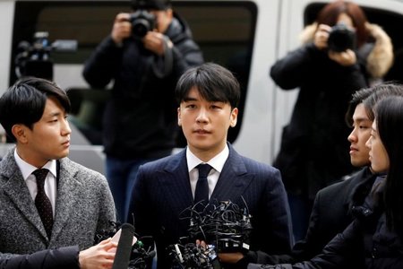Cảnh sát Hàn Quốc yêu cầu lệnh bắt giữ Seungri vì nghi ngờ môi giới mại dâm
