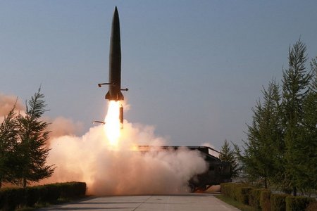 Triều Tiên tiếp tục phóng nhiều tên lửa đạn đạo