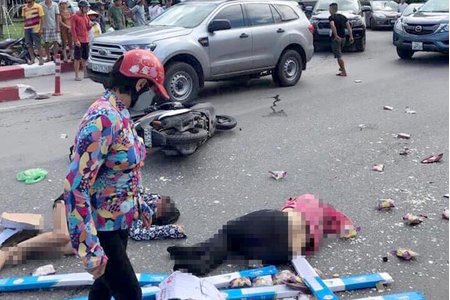 Xe khách đâm hàng loạt ô tô, xe máy ở Quảng Ninh, 5 người thương vong