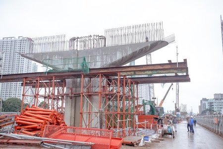 Cầu cạn Mai Dịch – Nam Thăng Long tăng tốc 'bù' tiến độ
