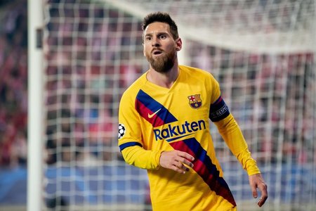 Messi thiết lập kỷ lục, Barcelona khuất phục Slavia Prague