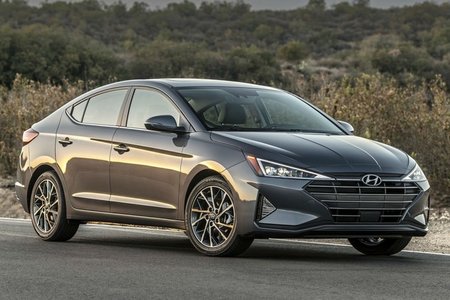 Hyundai Elantra 2020 bị triệu hồi vì nguy cơ văng bánh khi đang chạy