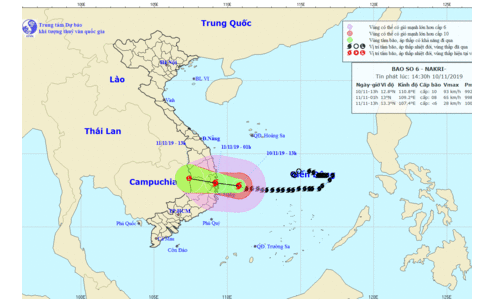 Tối 10/11, bão số 6 đi vào đất liền Bình Định đến Khánh Hòa với sức gió giật cấp 11