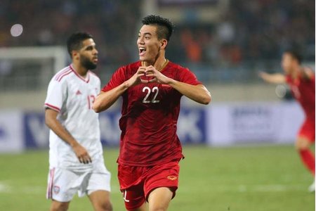 ĐT Việt Nam thăng hạng, bỏ xa đội tuyển Thái Lan 20 bậc trên BXH FIFA