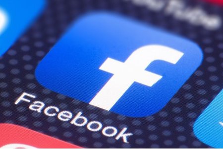 29.000 nhân viên Facebook bị lộ bảng lương