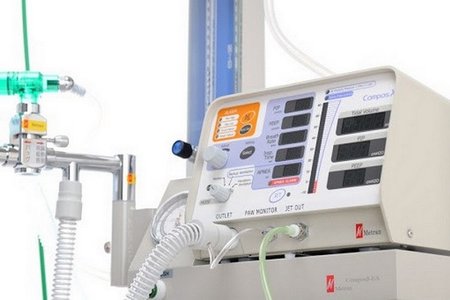 Việt Nam sẽ có thêm 2.000 máy thở điều trị Covid-19