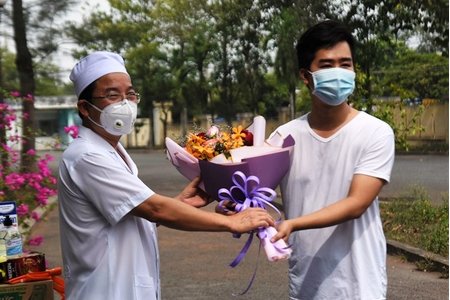 Việt Nam đã chữa khỏi 225 ca bệnh COVID-19