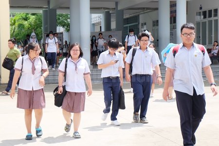 TP.HCM: Học sinh các khối lần lượt đi học trở lại từ ngày 4/5
