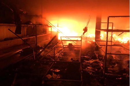 Nghệ An: Cháy lớn tại cửa hàng điện máy, thiệt hại hơn 2 tỷ đồng