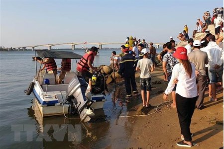 Tìm được thi thể nạn nhân thứ 3 trong vụ lật thuyền trên sông Thu Bồn