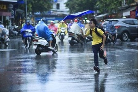 Dự báo thời tiết ngày 23/5: Bắc Bộ và Hà Nội có mưa