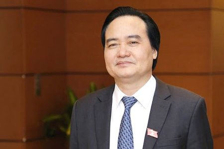 Bộ trưởng Phùng Xuân Nhạ lên tiếng về việc Chủ tịch tỉnh Quảng Ninh kiêm Hiệu trưởng